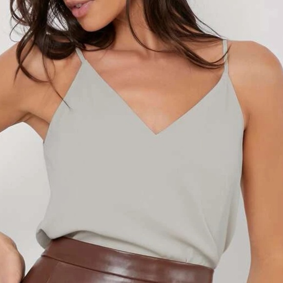 Minimalist Dressy Tank Top V-neck Cami - Picture 2 of 16